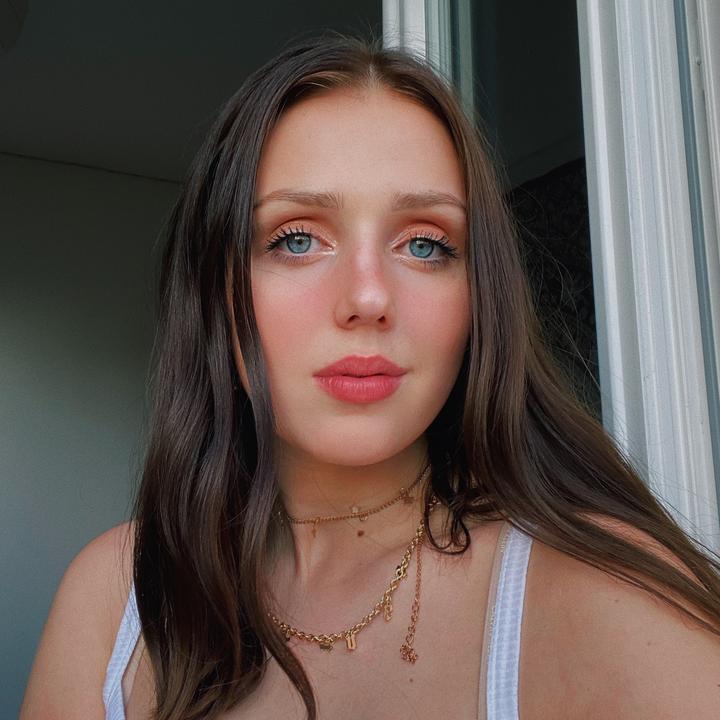 Esther Luxey