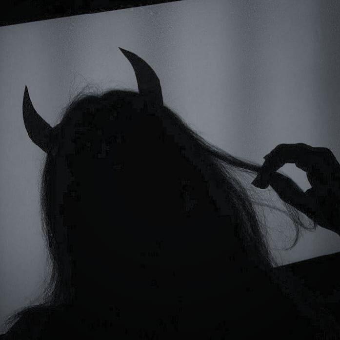 𝕃𝕚𝕥𝕥𝕝𝕖𝔼𝕧𝕚𝕝 - Originalton