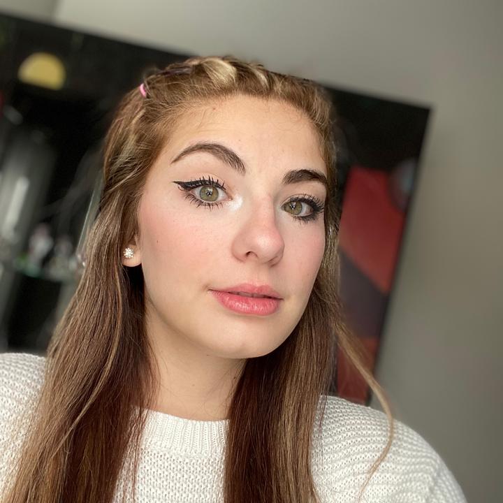 Queen Ariel 💋 - @ariel_luvsyou TikTok Analytics | Profile, videos ...
