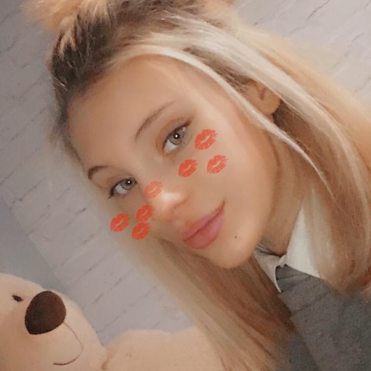 @xoxosachaxoxo