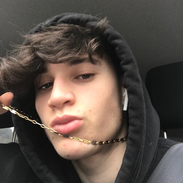 Theo 🏽 - @theo_crt TikTok Analytics | Profile, videos & hashtags | Exolyt