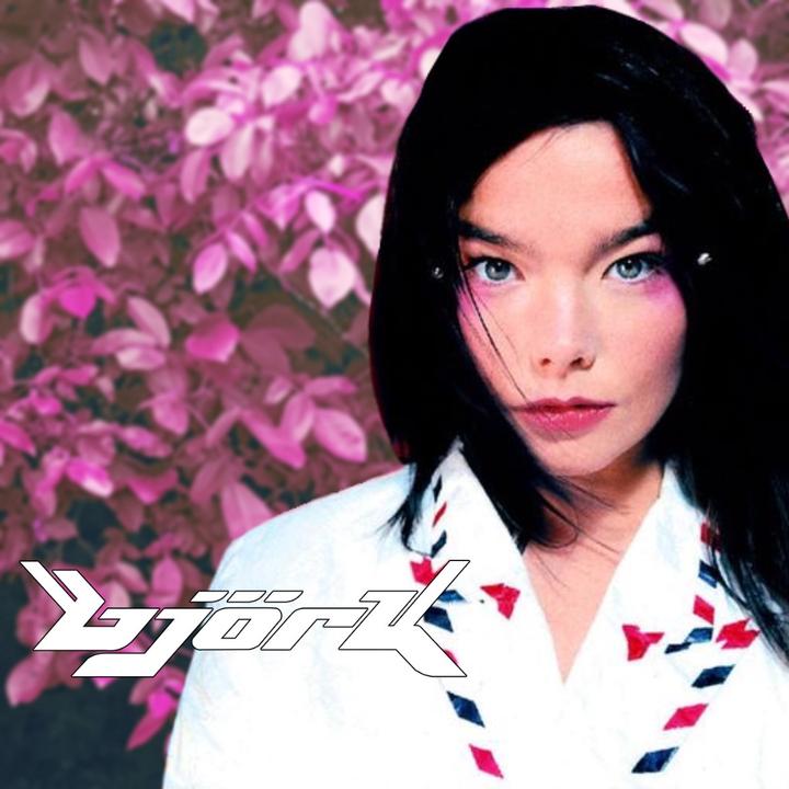 Björk - Moon