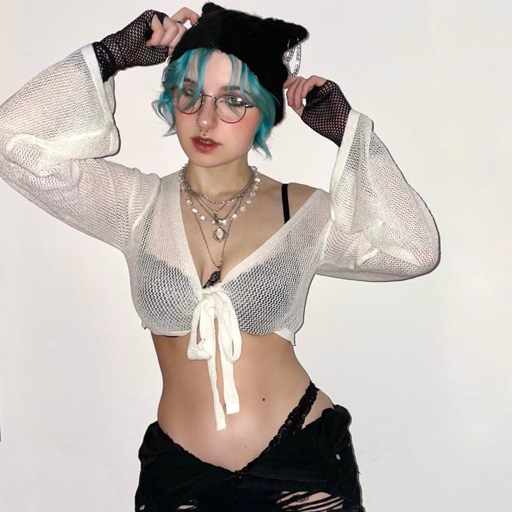 Lyracrowo - Sexy Media Girls on formayfuerza.com