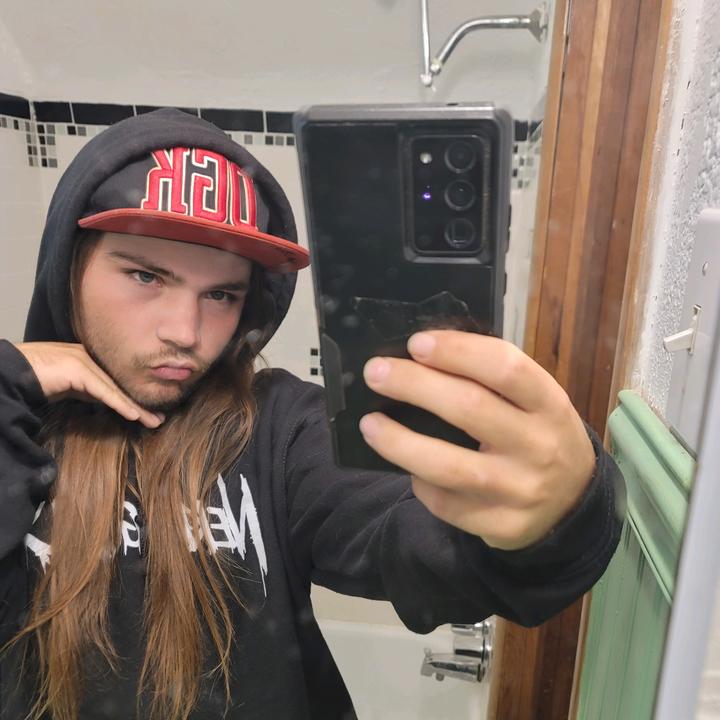 Kairo_The_Alien - original sound - shecrunchme