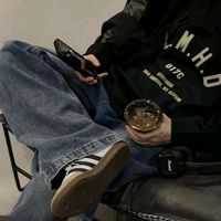 TikTok Account - https://p16-amd-va.tiktokcdn.com/tos-maliva-avt-0068/1c6082896e7f7c02d24df3a0dbc49cac~tplv-tiktokx-cropcenter:200:200.jpeg