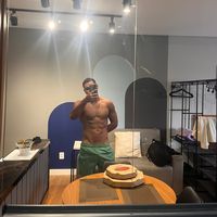henry_sts
