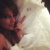 TikTok Account - https://p16-amd-va.tiktokcdn.com/tos-maliva-avt-0068/618456ddbb2011fdd223f4f791315bb4~tplv-tiktokx-cropcenter:200:200.jpeg