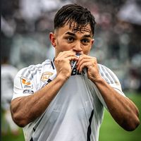 TikTok Account - https://p16-amd-va.tiktokcdn.com/tos-maliva-avt-0068/6688d86f33e7b85a0a89f97995e93d55~tplv-tiktokx-cropcenter:200:200.jpeg