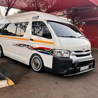 012_shuttles