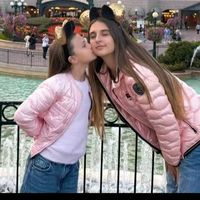 sara_uncornina