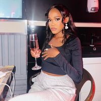 TikTok Account - https://p16-amd-va.tiktokcdn.com/tos-maliva-avt-0068/705c06450955b9c1dc47b31f6e02fe08~tplv-tiktokx-cropcenter:200:200.jpeg