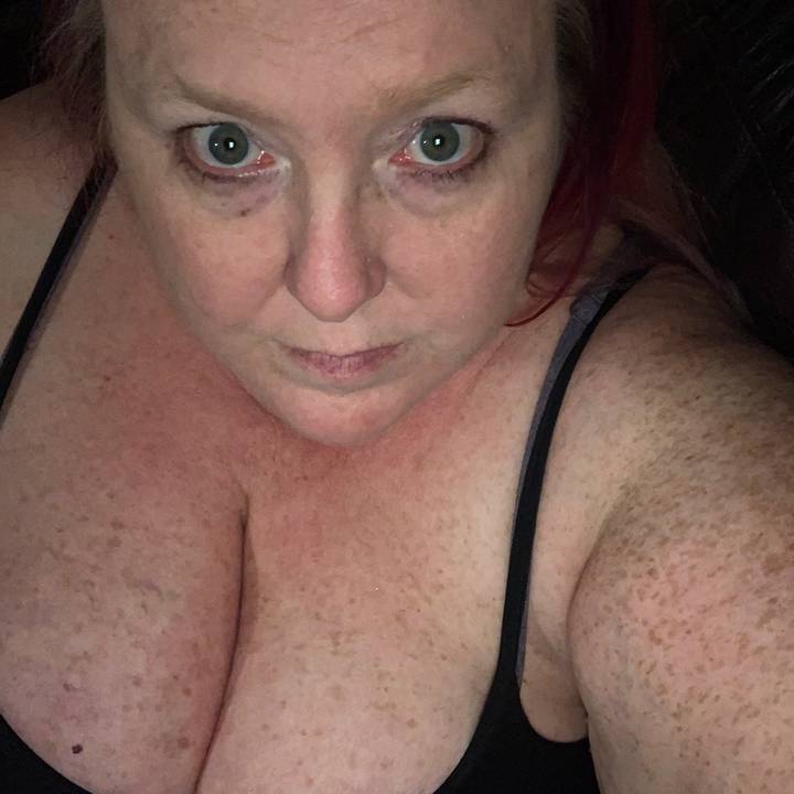 curvyredfrog