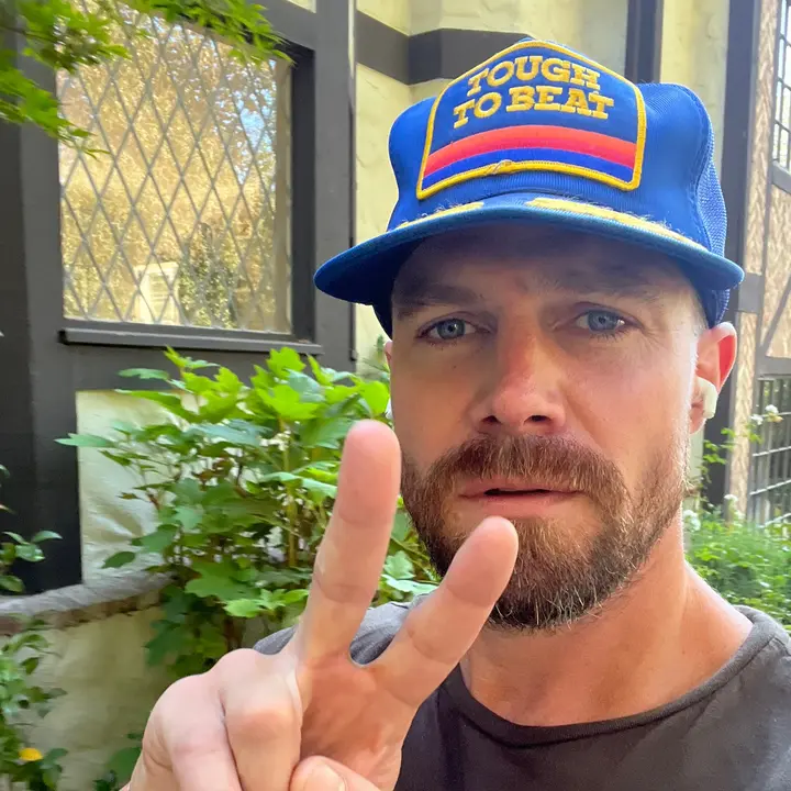 Stephen Amell - @stephenamellTikTok Аналитика | Профиль, видео, хэштеги ...