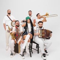 TikTok Account - https://p16-amd-va.tiktokcdn.com/tos-maliva-avt-0068/79862389eb10a567940487ddcfbce989~tplv-tiktokx-cropcenter:200:200.jpeg