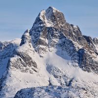 TikTok Account - https://p16-amd-va.tiktokcdn.com/tos-maliva-avt-0068/7b43909eba09ccc15292c46f77f9d166~tplv-tiktokx-cropcenter:200:200.jpeg