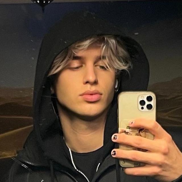 Transforming My Life Theo Carow's Incredible Before and After Story