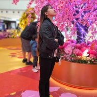 TikTok Account - https://p16-amd-va.tiktokcdn.com/tos-maliva-avt-0068/873e76eb0b515890f3c06b25331c934f~tplv-tiktokx-cropcenter:200:200.jpeg