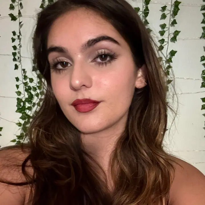 Maddyb - @hellbunnyslife TikTok Analytics | Profile, videos & hashtags | Exolyt