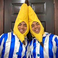 TikTok Account - https://p16-amd-va.tiktokcdn.com/tos-maliva-avt-0068/b38e2c3fe889f2d0c600ee5b7fb8642d~tplv-tiktokx-cropcenter:200:200.jpeg