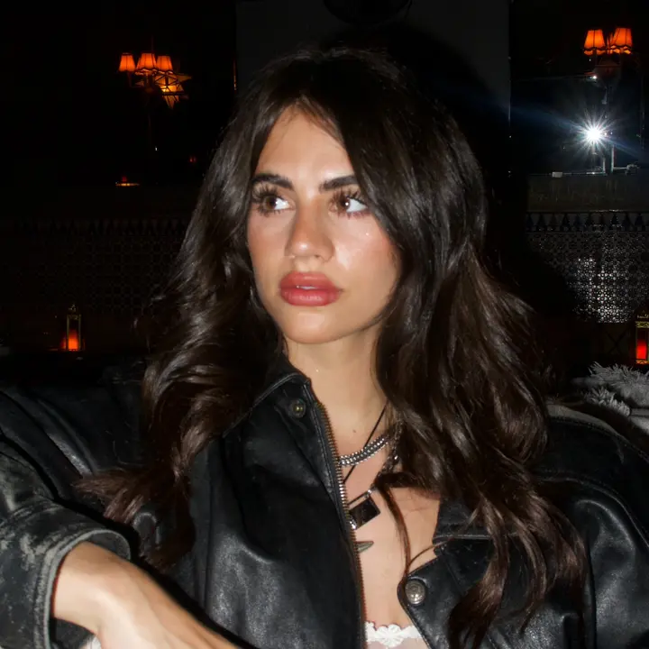 Madi B Webb - @madibwebbTikTok Аналитика | Профиль, видео, хэштеги | Exolyt