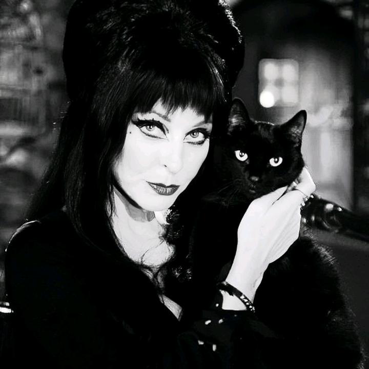 ♱ - Love Me