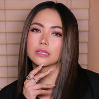 Seenzoned by Yeng Constantino