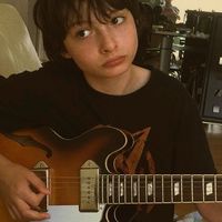 apenas_wolfhard