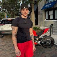 TikTok Account - https://p16-amd-va.tiktokcdn.com/tos-maliva-avt-0068/e7a7eb905fef00bfde2c938c676241db~tplv-tiktokx-cropcenter:200:200.jpeg