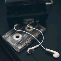 TikTok Account - https://p16-amd-va.tiktokcdn.com/tos-maliva-avt-0068/ee3a0bf8421411c363be6754bb433bc3~tplv-tiktokx-cropcenter:200:200.jpeg