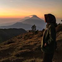 TikTok Account - https://p16-amd-va.tiktokcdn.com/tos-maliva-avt-0068/fa068e75608ee9701601491487aeba11~tplv-tiktokx-cropcenter:200:200.jpeg